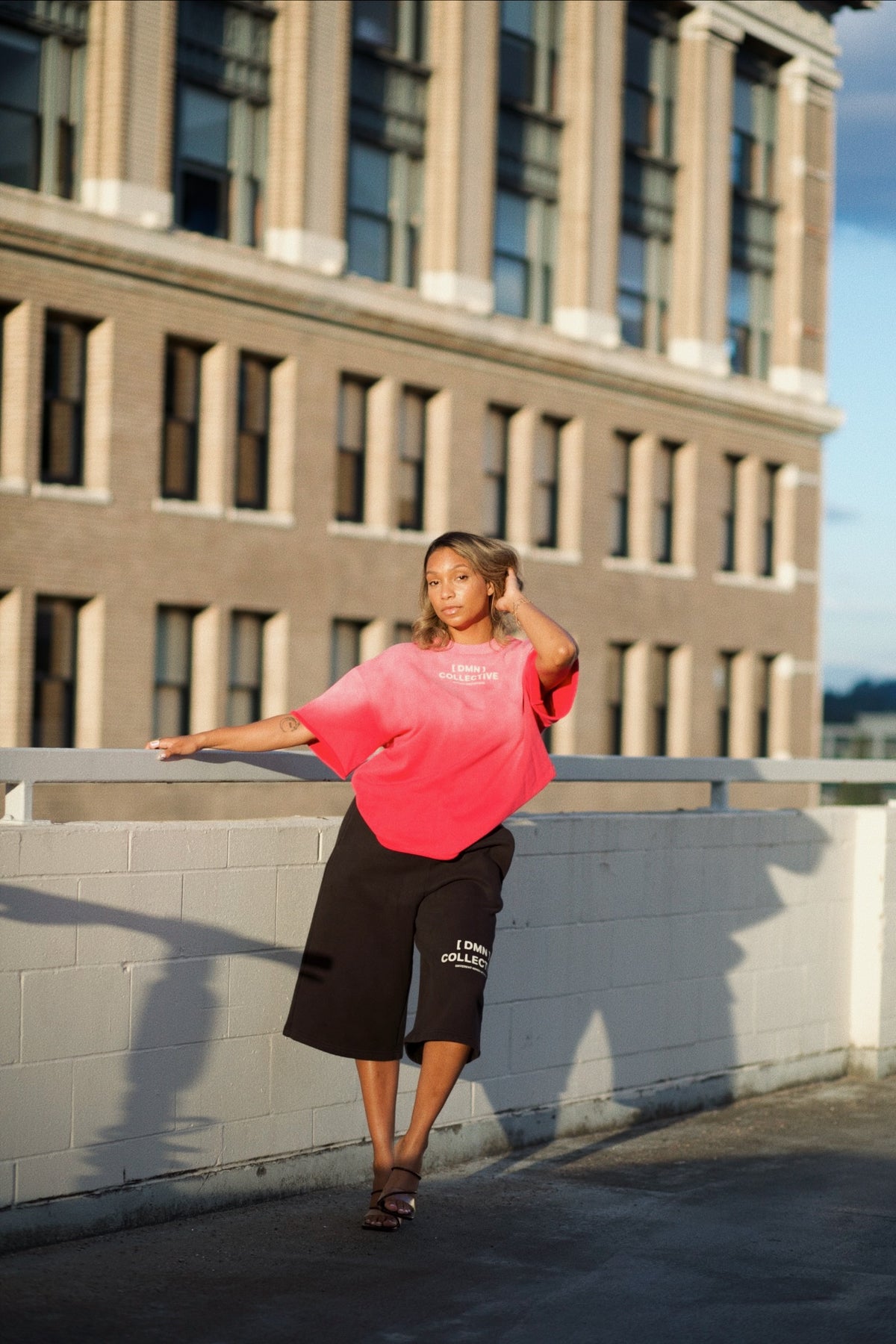 DMN COLLECTIVE — HEAVYWEIGHT EVERYDAY 3/4 BAGGY SHORTS